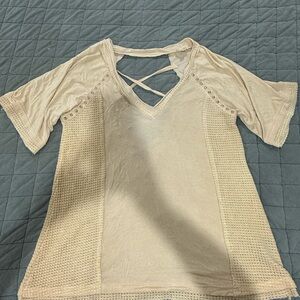 POL Cream Short Sleeve V-Neck Top